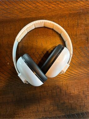 Infant Over-Ear Earmuffs in White and Black